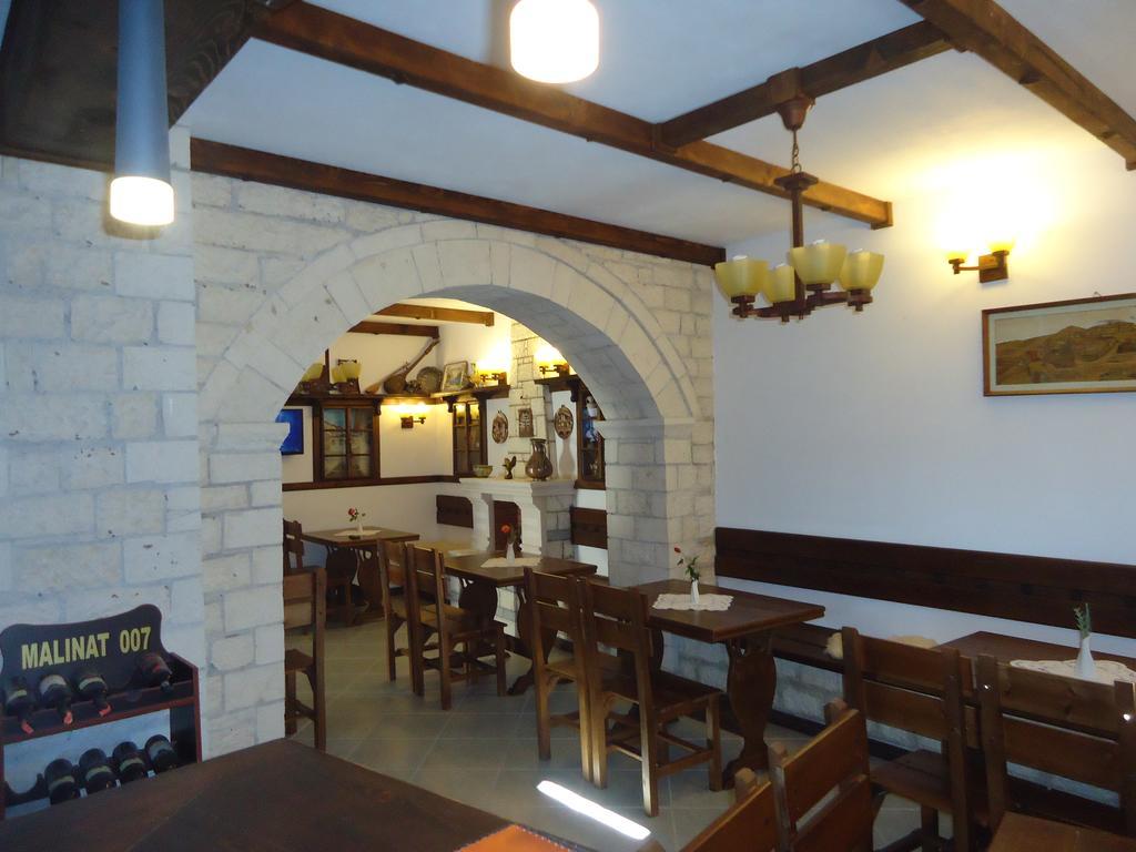 Hotel Klea Berat Exterior photo